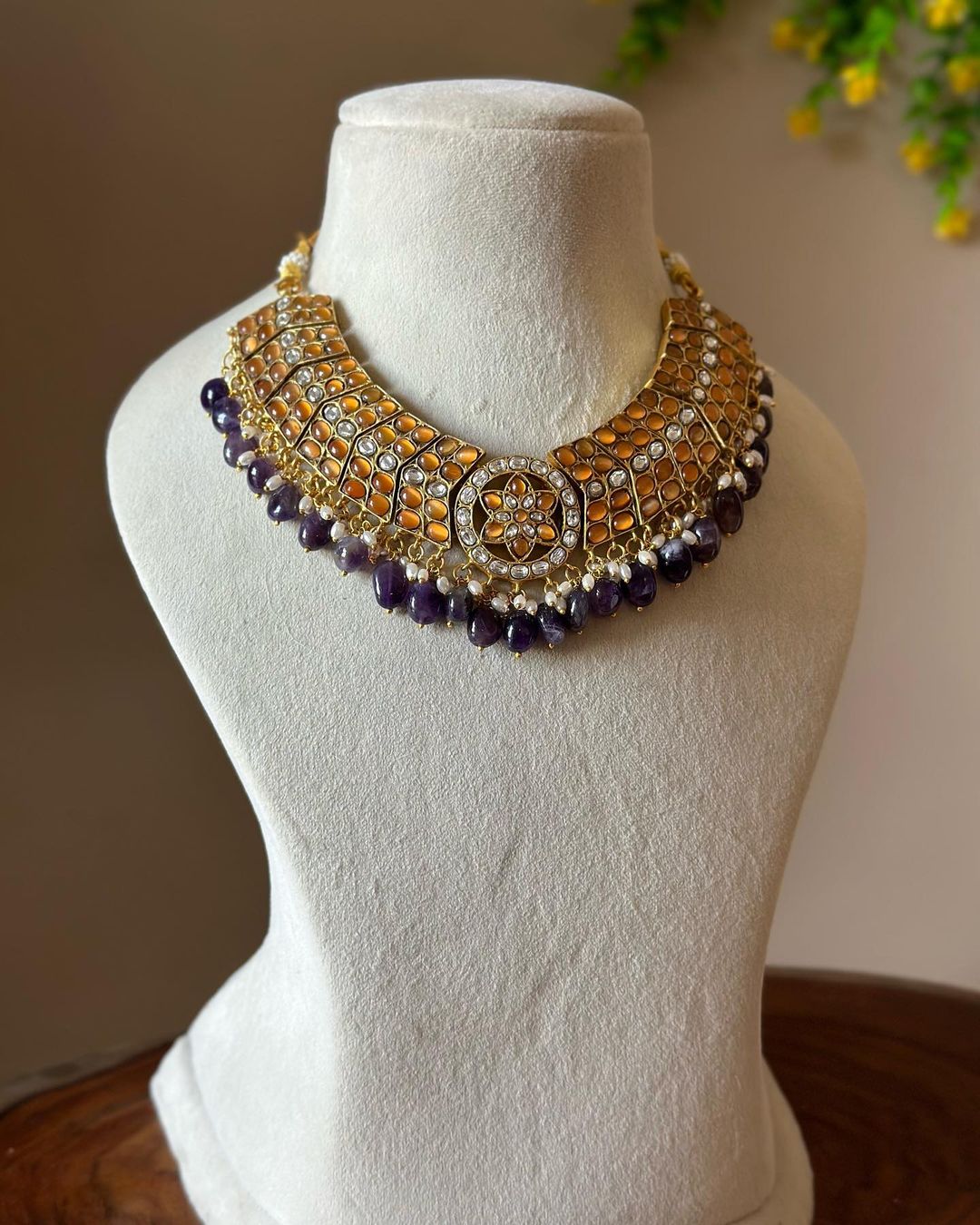 Gold Plated Jadau Kundan Necklace Sets From 'Aarvee'