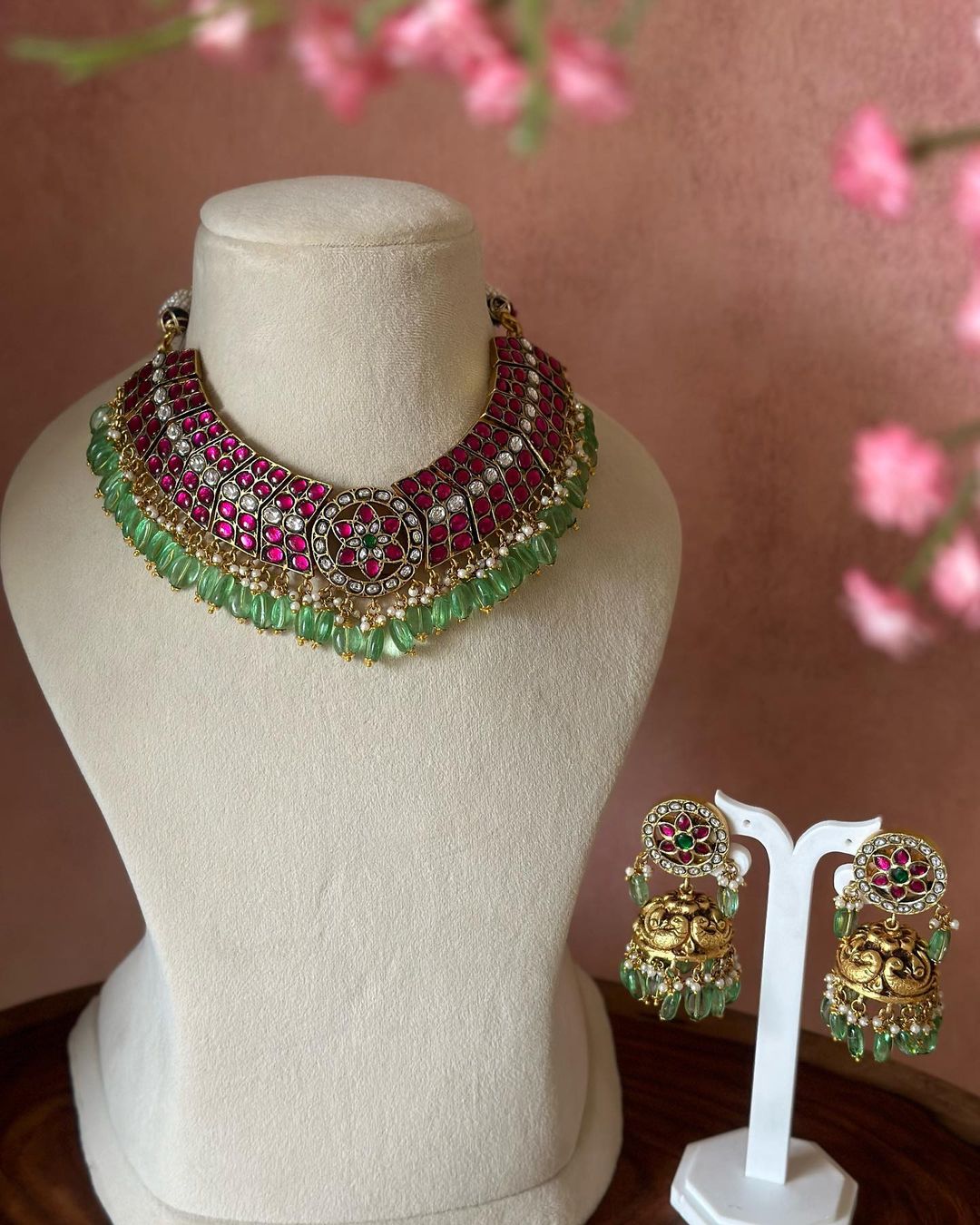 Gold Plated Jadau Kundan Necklace Sets From 'Aarvee'