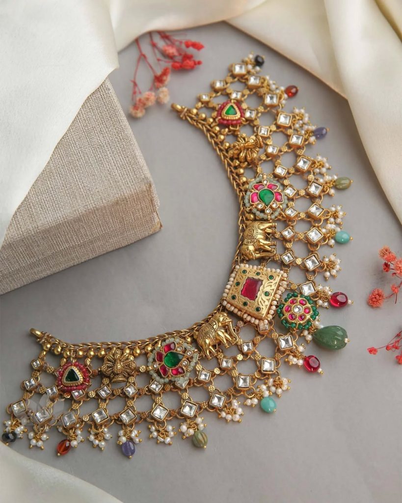 Statement Dual Tone Kundan Necklaces From 'Prade Jewels