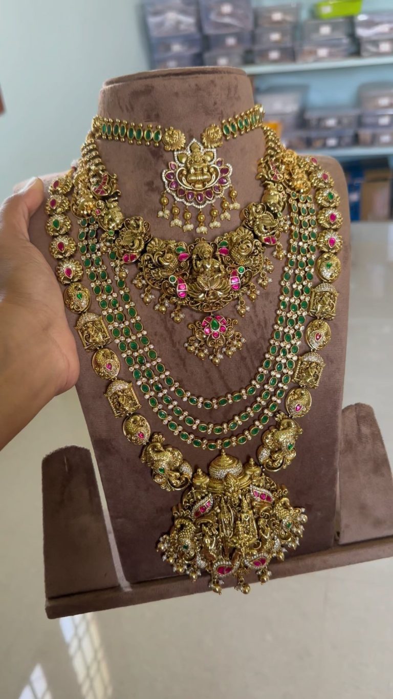 Stylish Bridal Jewellery Set From 'Aishi Jewellery'