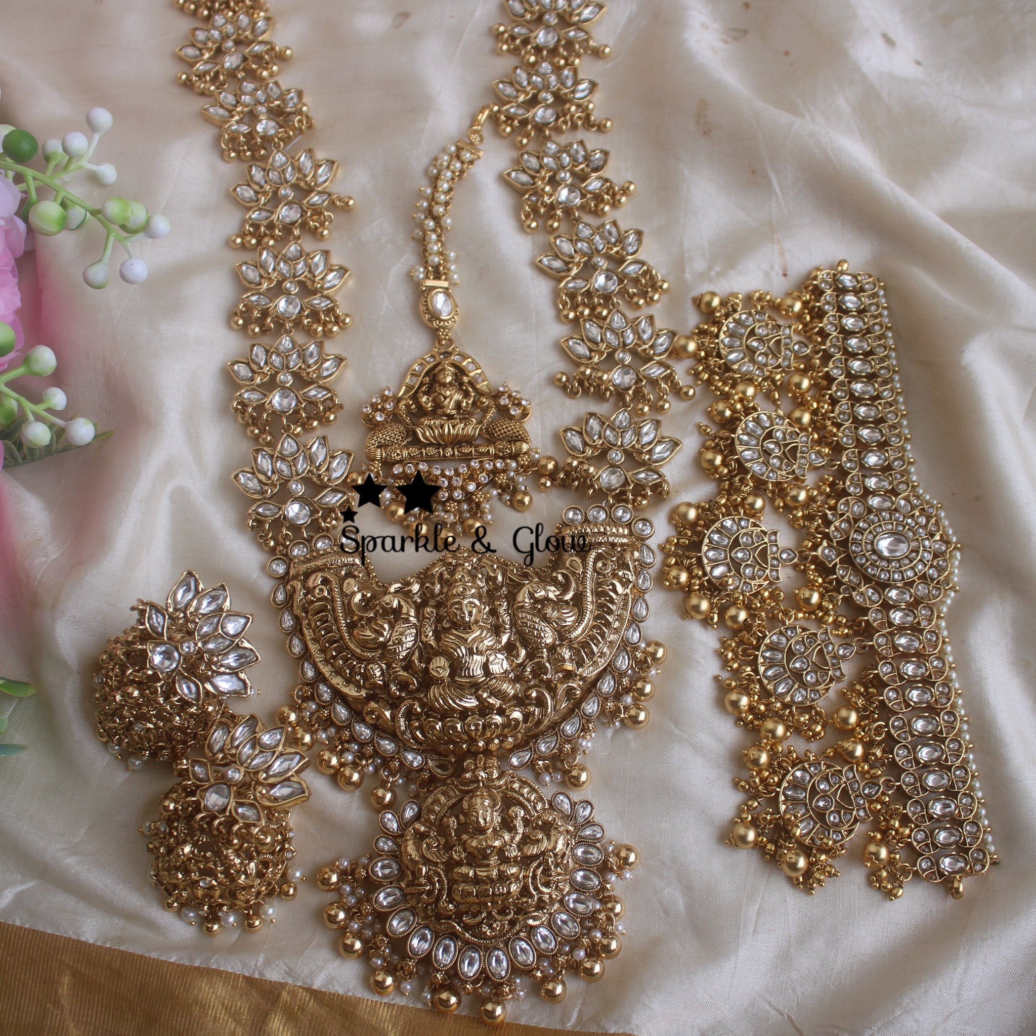 Imitation Bridal Jewellery Sets From 'Sparkles By Archana'