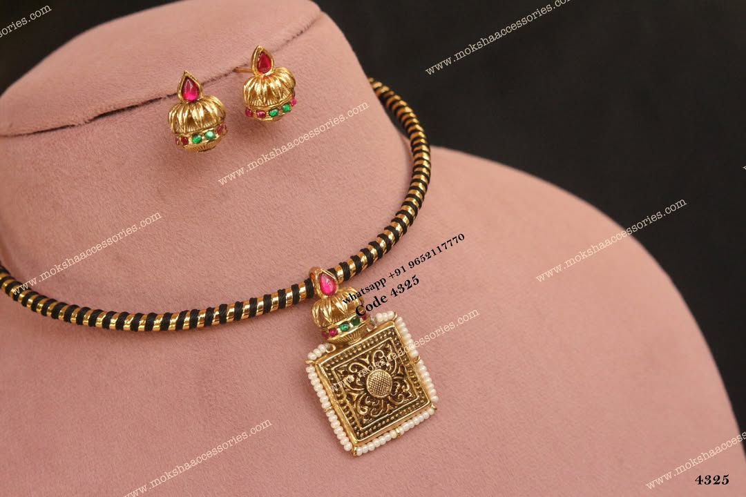 New Imitation Necksets From 'Moksha Designer Accessories'