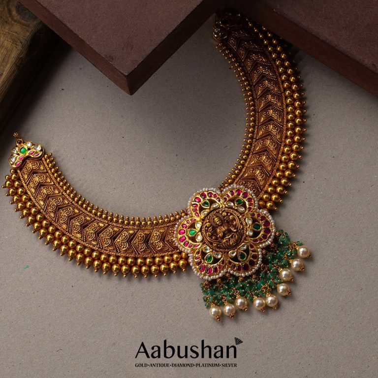 Traditional Lakshmi Pendant Gold Necklace From 'Aabushan Jewellery'