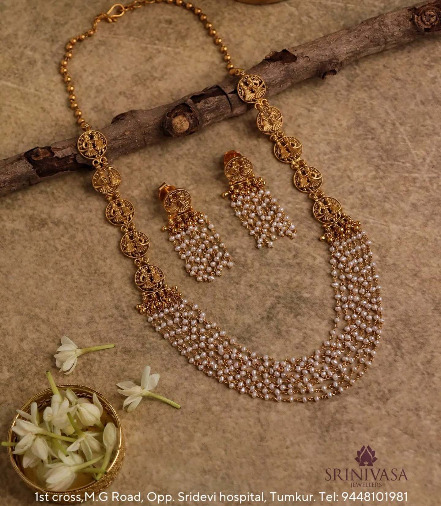 Latest Gold Necklace Sets Collection From 'Srinivasa Jewellers'