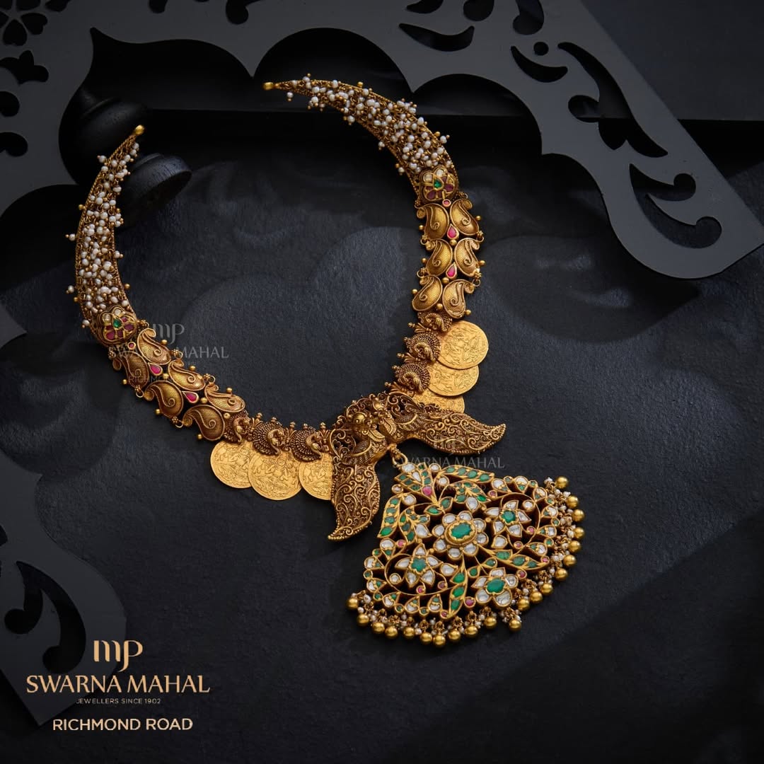 Antique Green Necklace Sets From 'MPS Swarna Mahal'