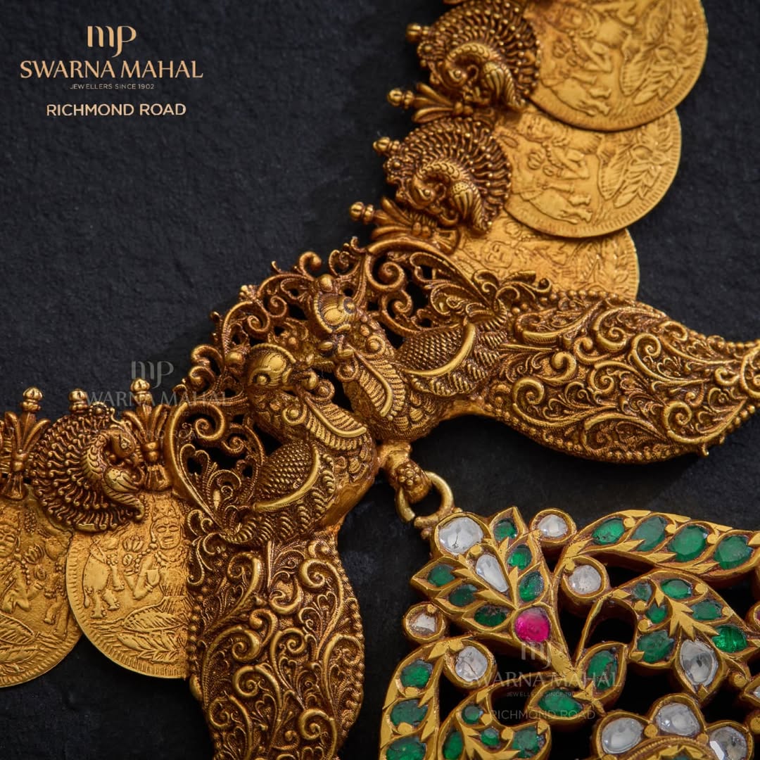 Antique Green Necklace Sets From 'MPS Swarna Mahal'