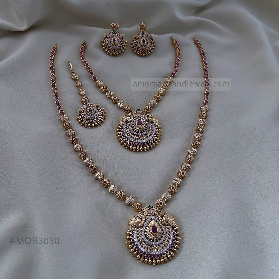 Imitation Jewellery Sets From 'Amora Arts And Jewels'