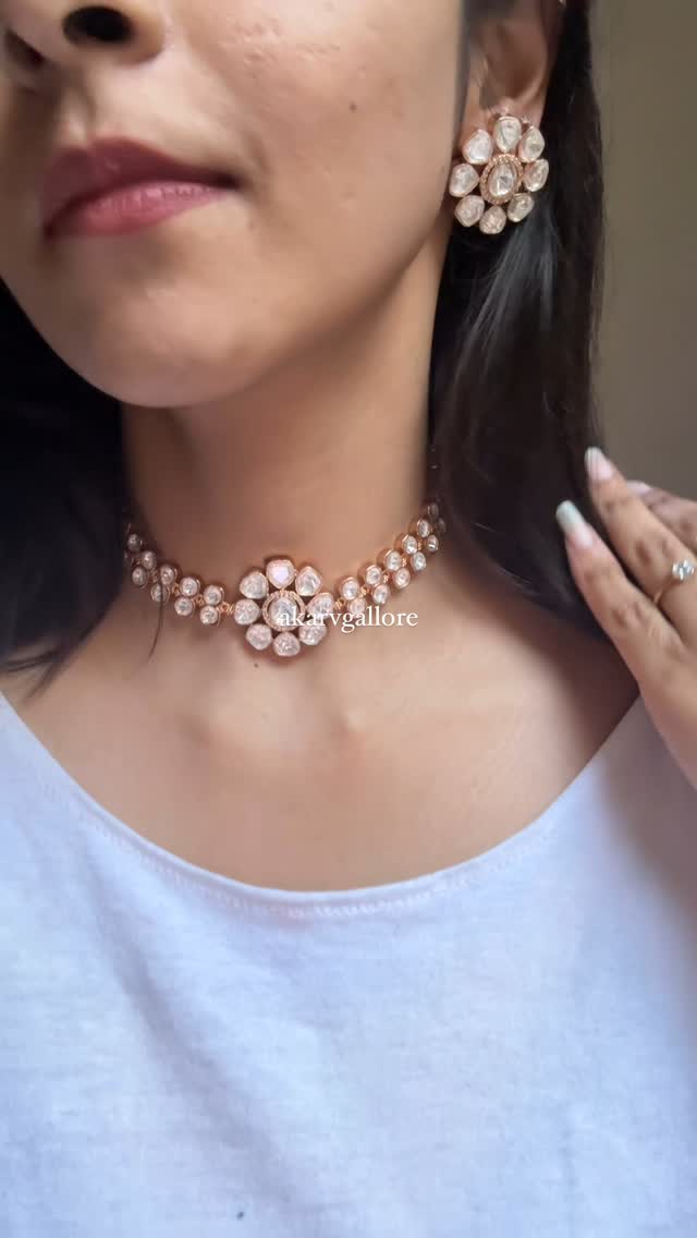 Beautiful Moissanite Choker From 'Akarvgalore'