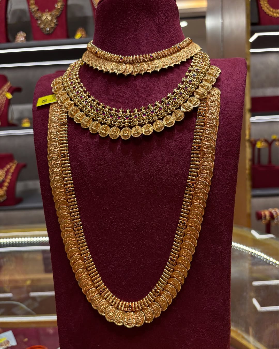 Traditional Temple Jewellery Sets From 'The Velli Shop'