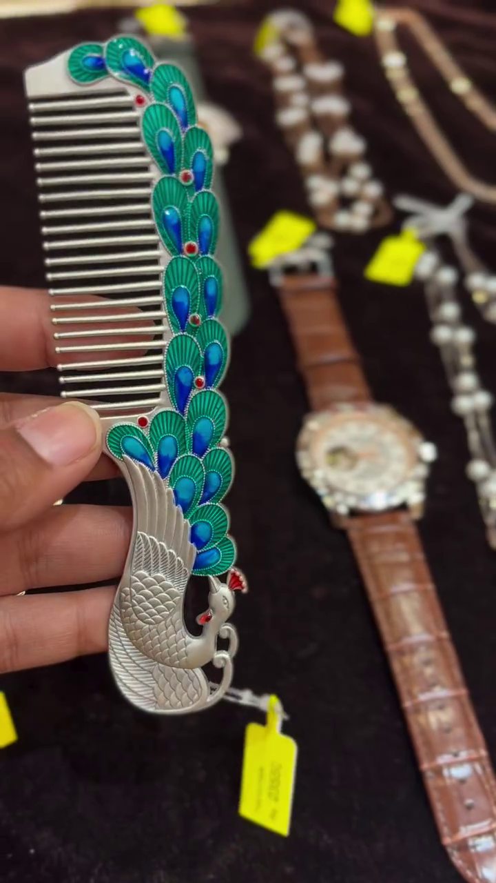 Royal Luxury Silver Comb Collections From 'The Velli Shop'