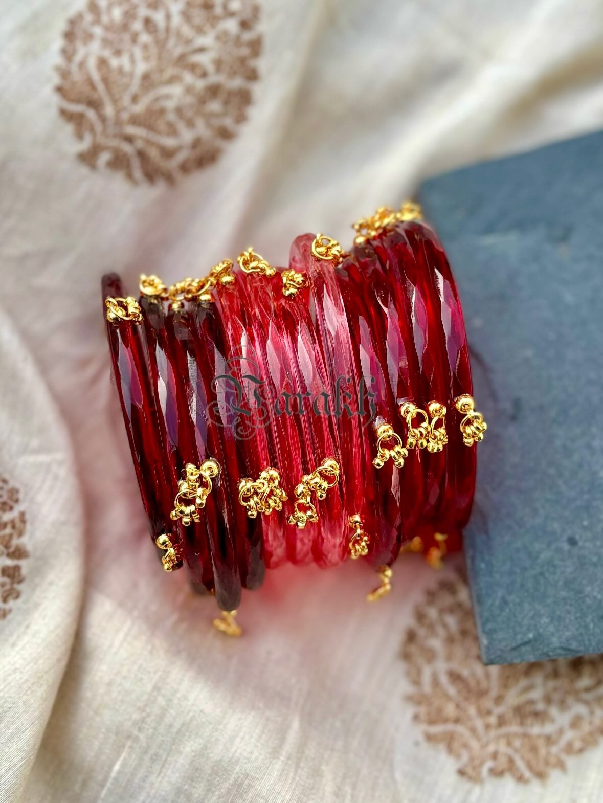 eautiful Crystal Ghoogri Design Glass Bangles From 'Varakh'