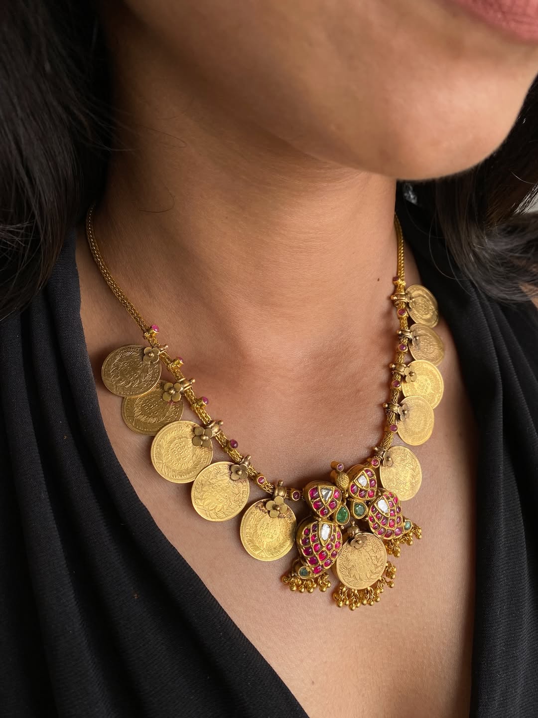 Gold Mango Design Kasu Necklace From 'Arnav Jewellery'