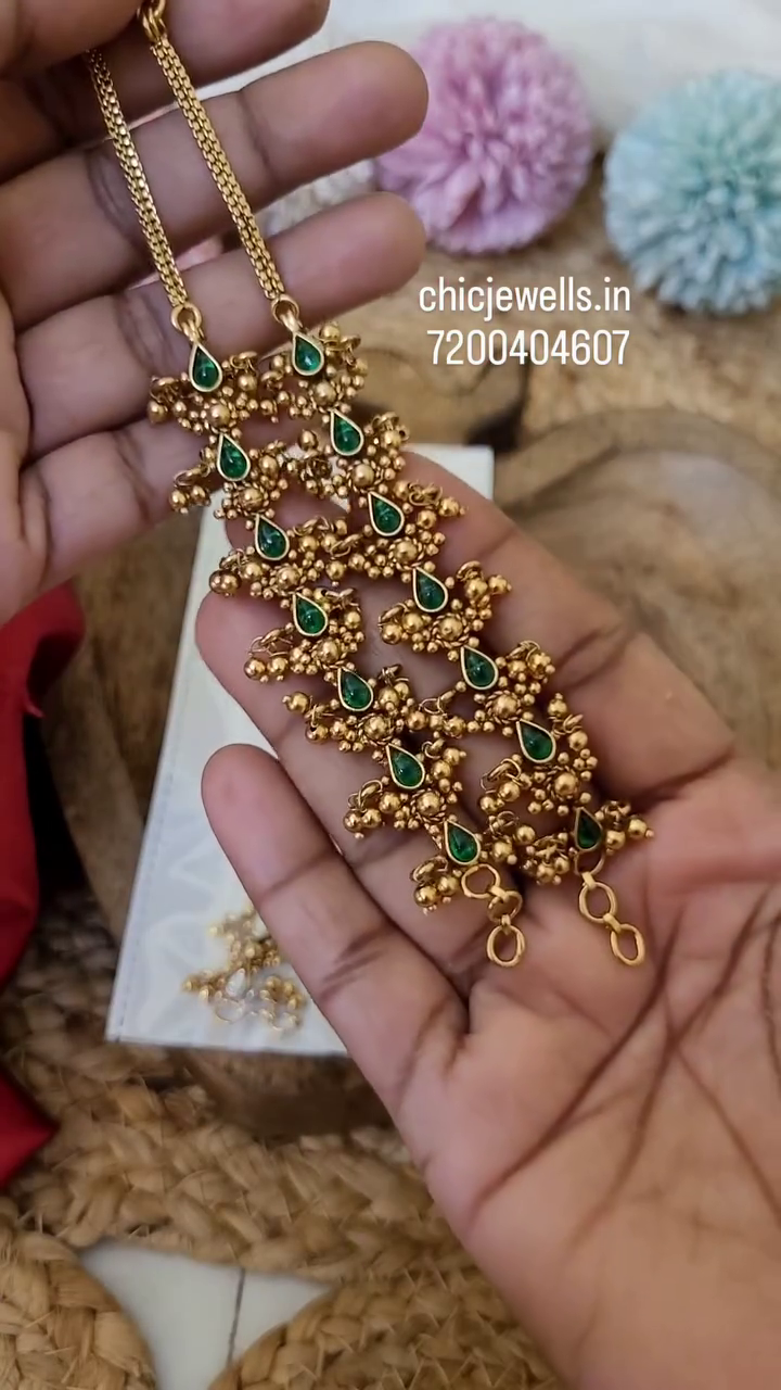 Imitation Ear Chains From 'Chic Jewel'