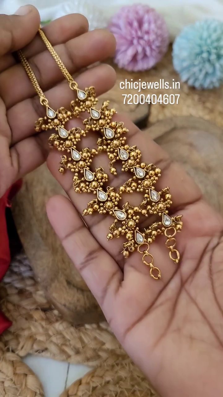 Imitation Ear Chains From 'Chic Jewel'