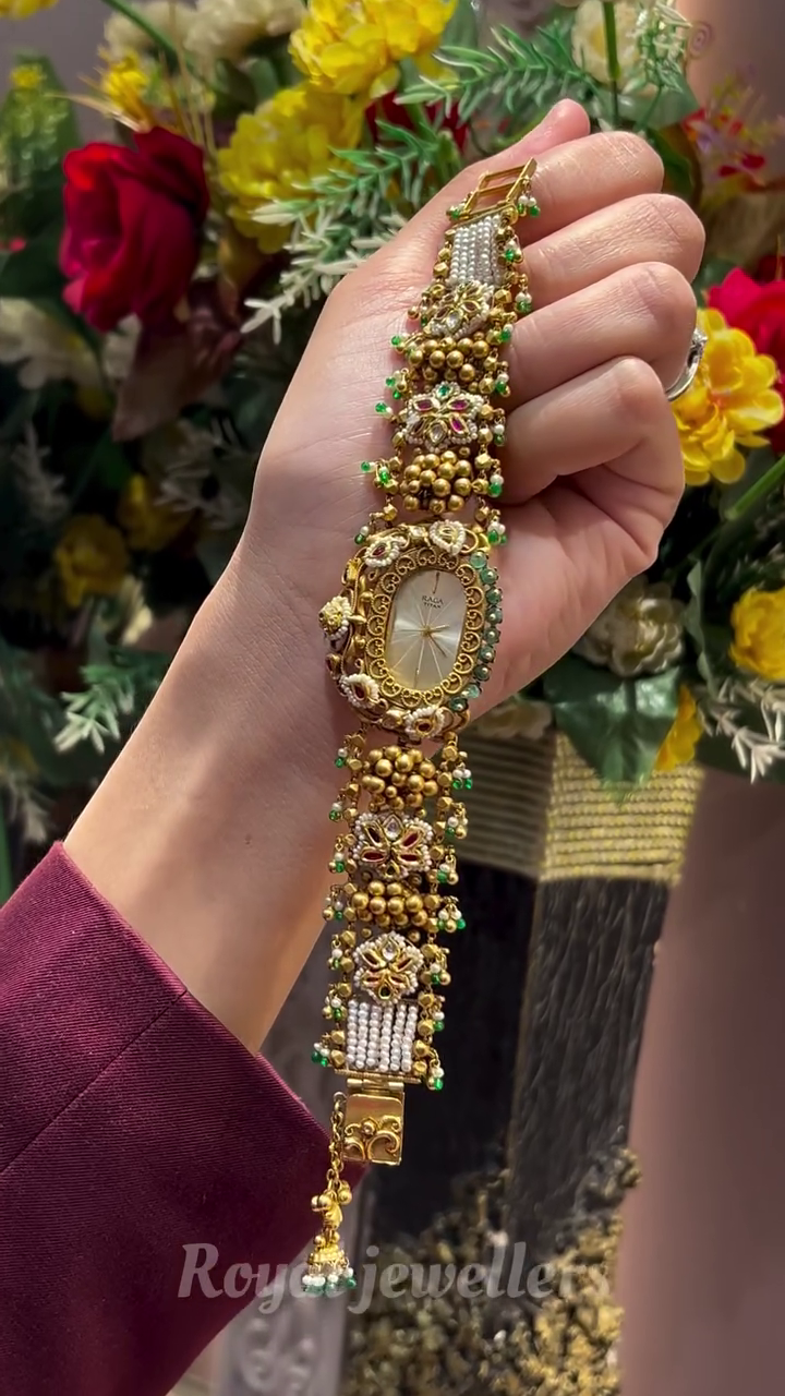Stylish Gold Watch Collections From 'Royal Jewellers'