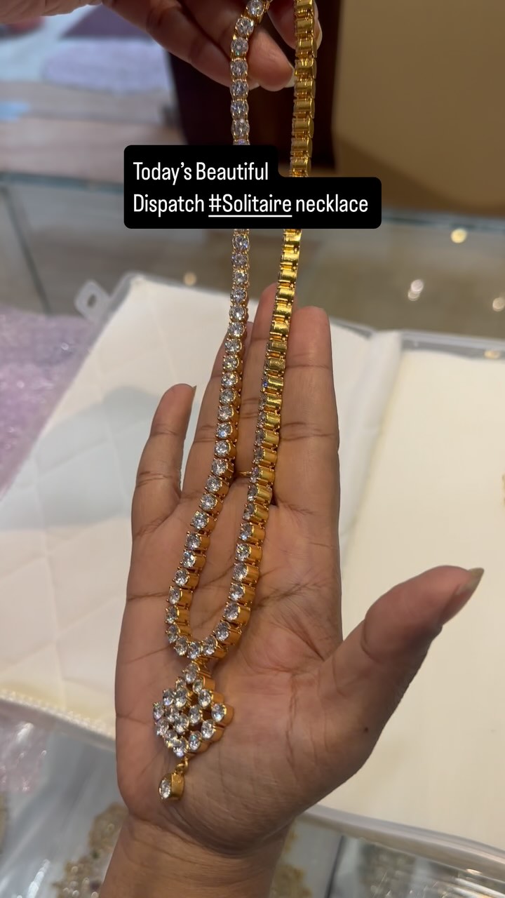 92.5 Pure Silver White Stone Necklace From 'Silver Craving'