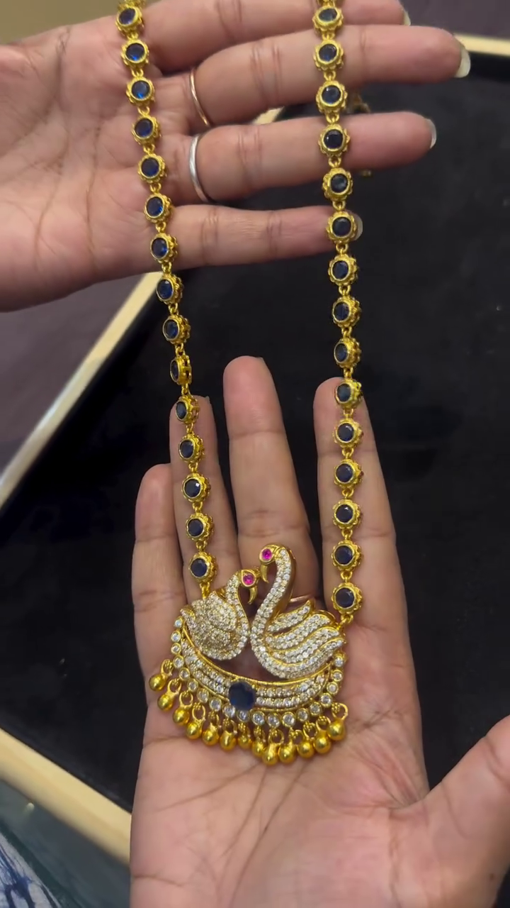 92.5 Silver Swan Pendant Long Necklace From 'Silver Craving'