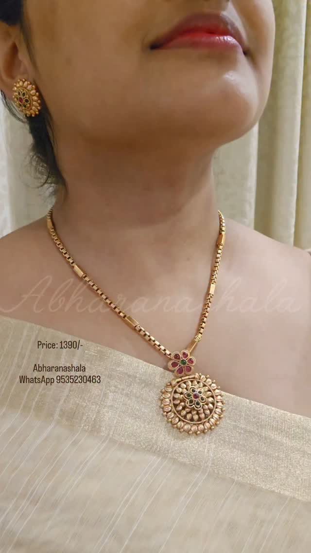 Antique Chain with Pendant Necklace From 'Abharanashala'
