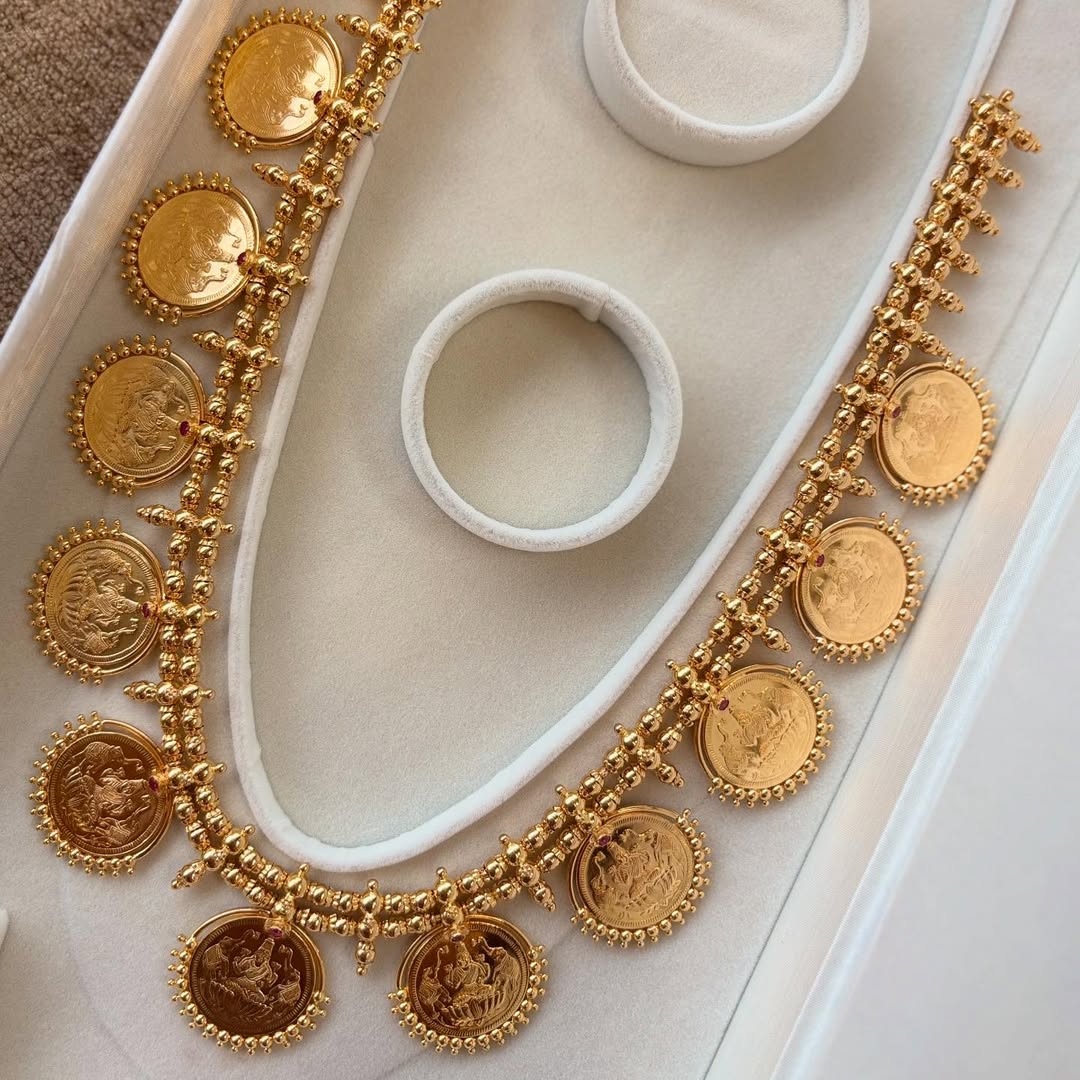 Goddess Lakshmi Kasu Necklace From 'Balkunje Jewellers'