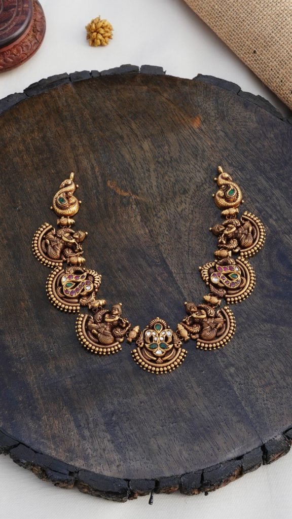 Gold Antique Nagas Necklace From 'Sri Vasavi Thanga malligai'
