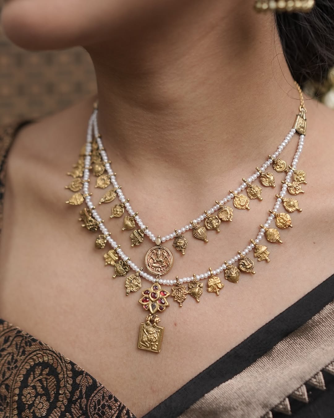 Gold Designer Necklace Sets From 'Arnav Jewellery'