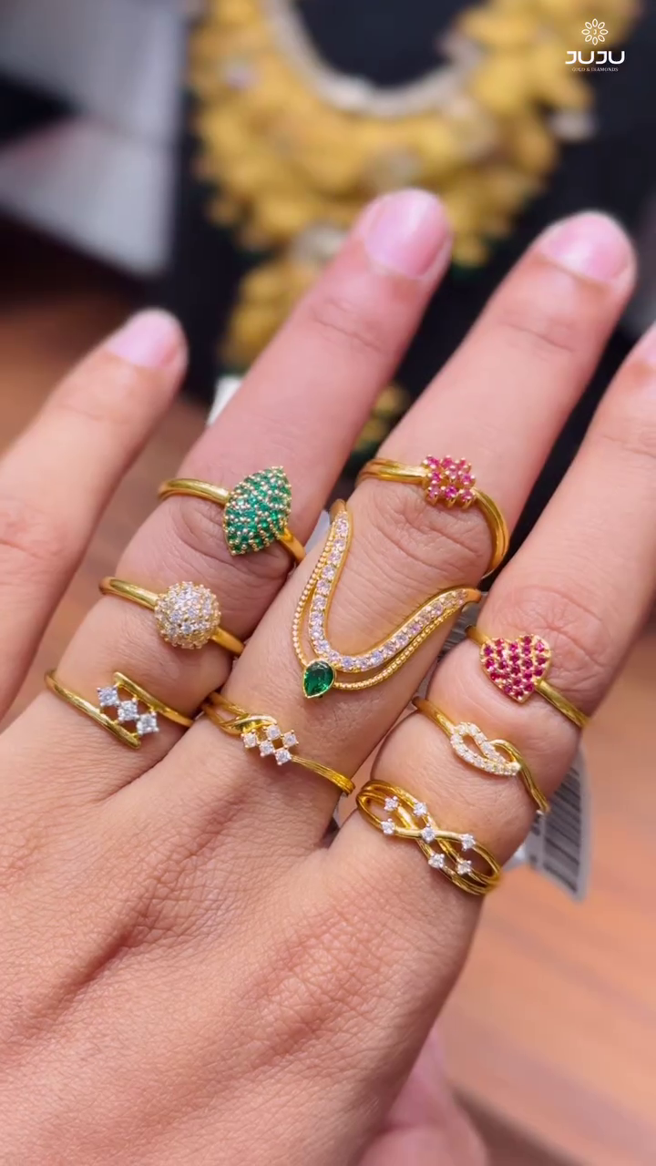 Gold Finger Rings From 'JuJu Diamonds'