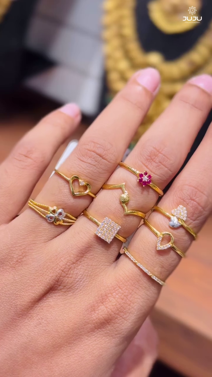 Gold Finger Rings From 'JuJu Diamonds'