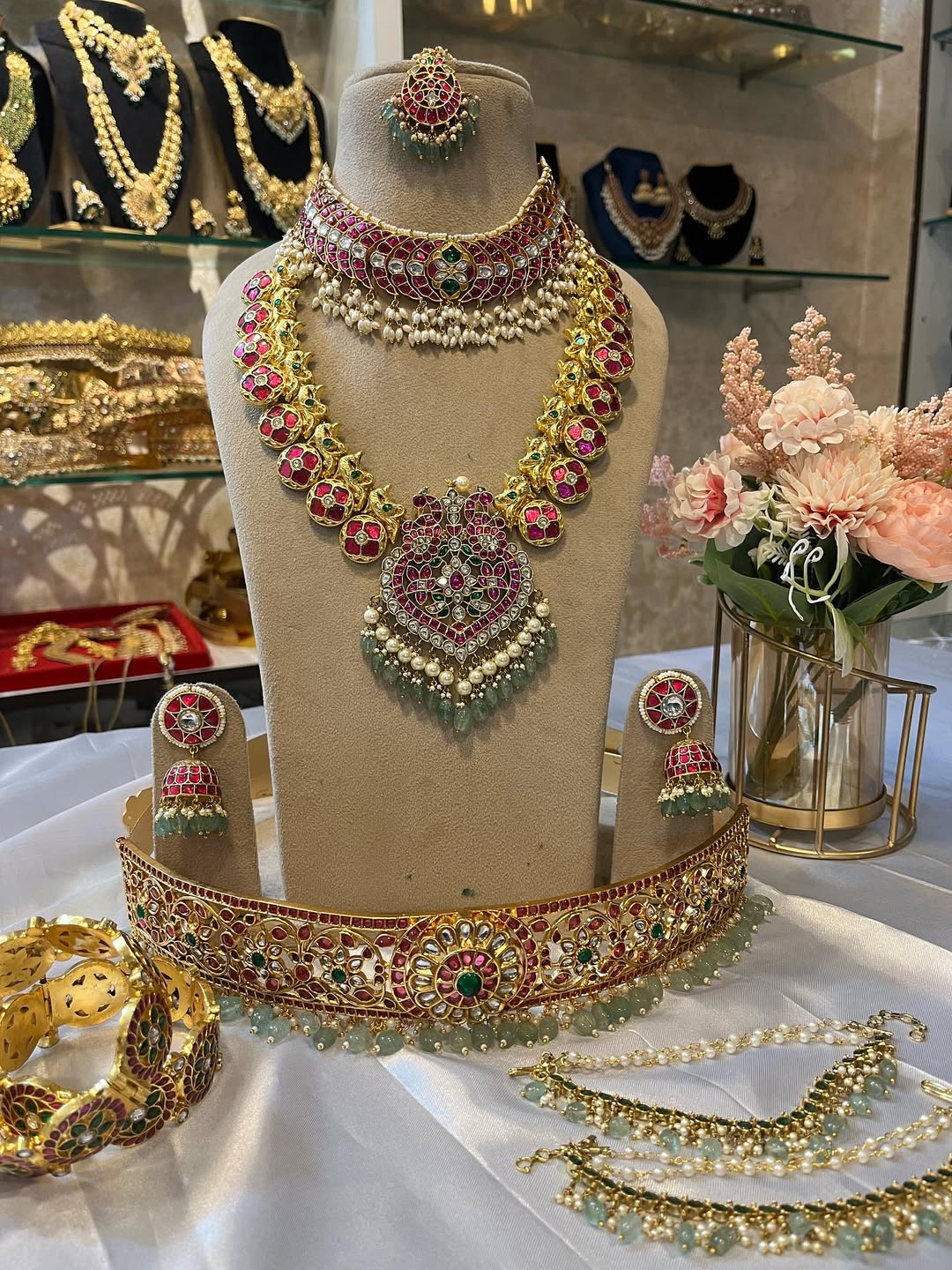 Imitation Bridal Jewellery sets From 'Bharat Rental Jewels'