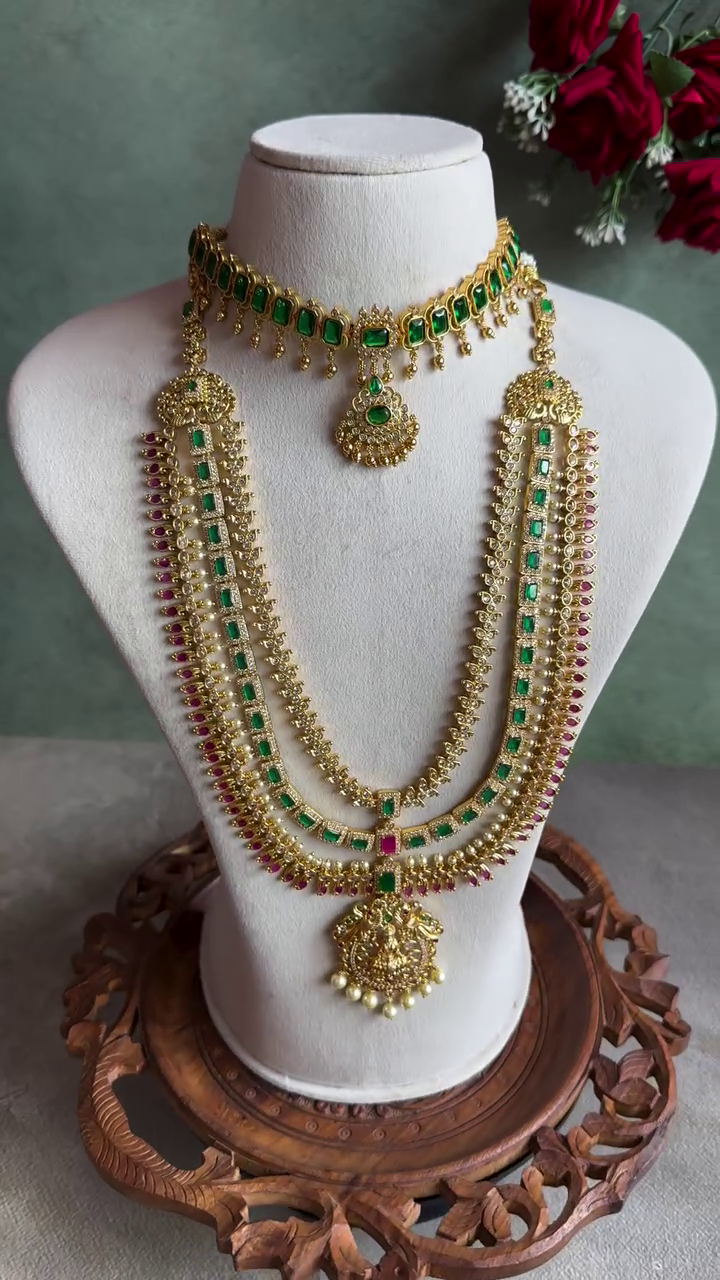 Imitation Jewellery Sets From 'Aishi Jewellery'