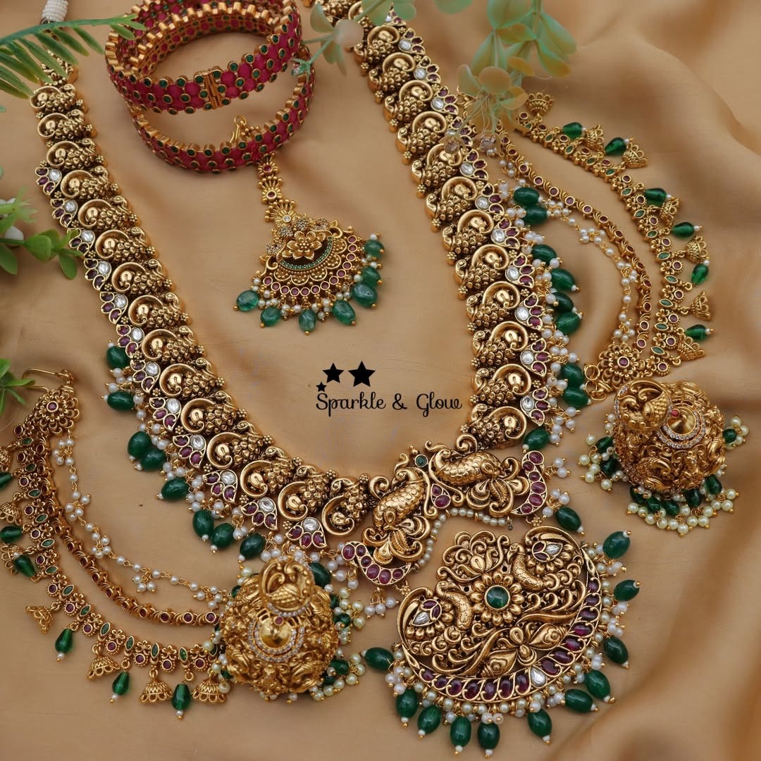 Imitation Jewellery Sets From 'Sparkles By Archana'