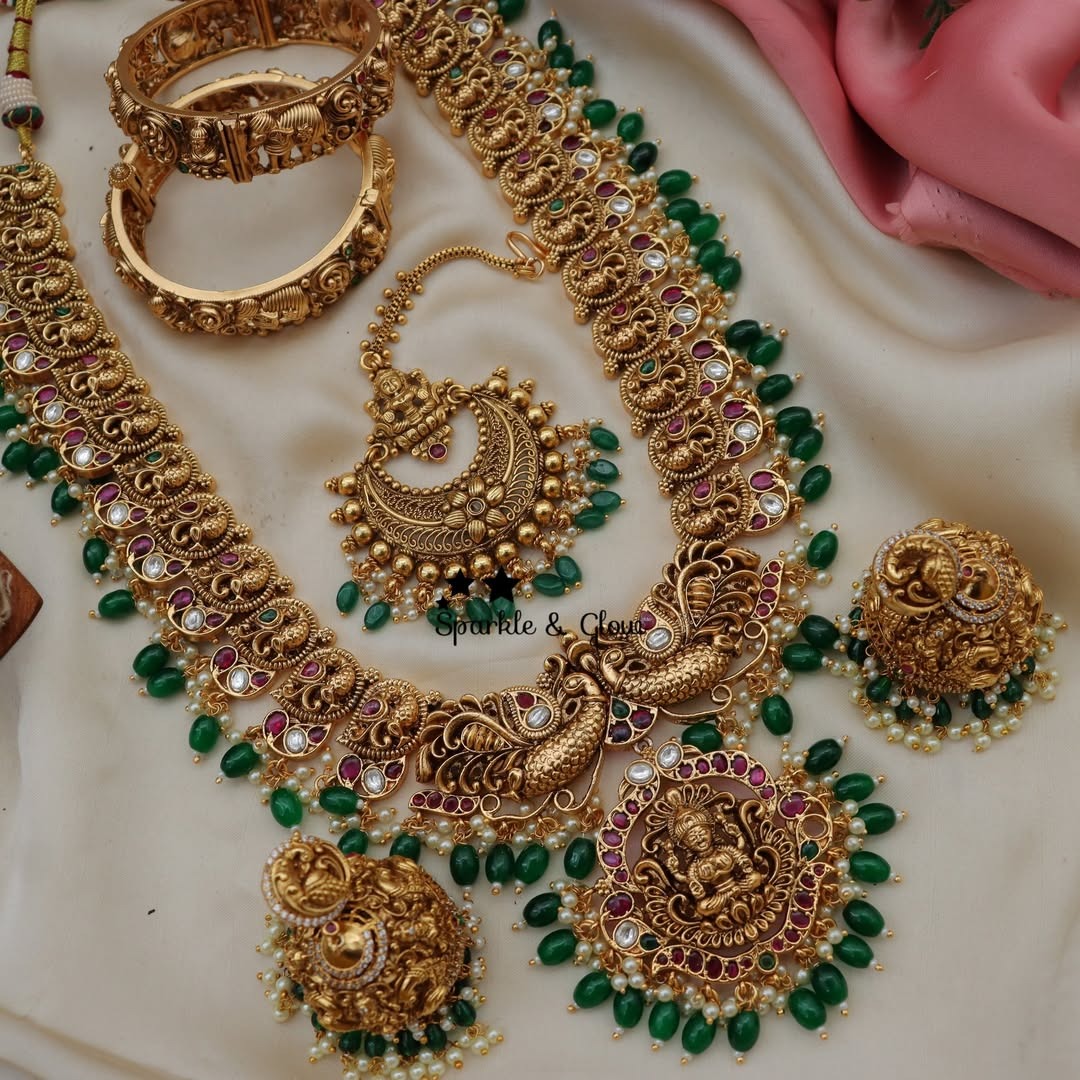 Imitation Jewellery Sets From 'Sparkles By Archana'