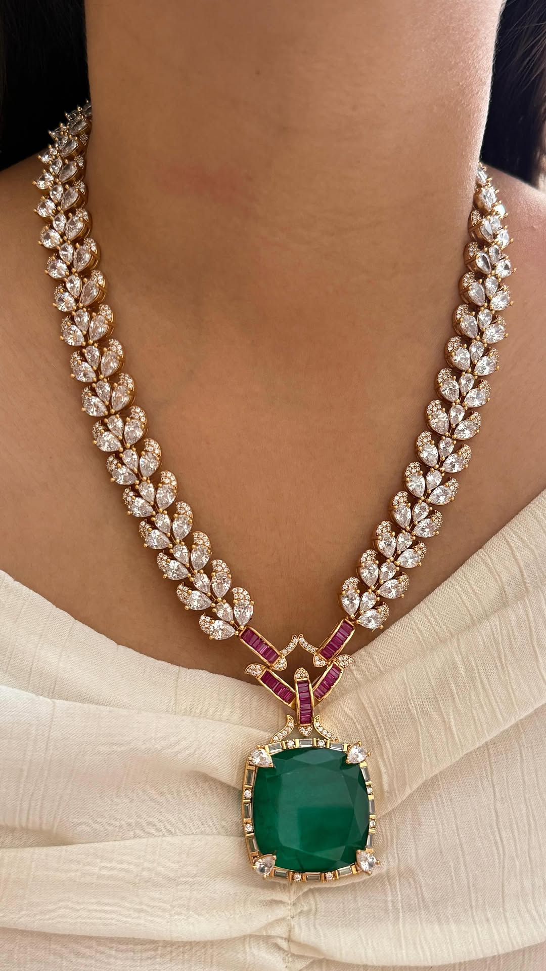 Imitation Stone Necklace From 'Akarvgallore'