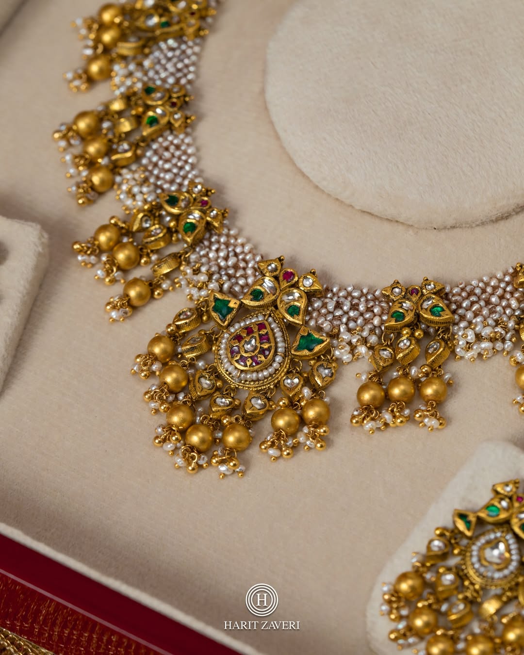Pearl Studded Bird Design Gold Necklace From 'Haritzaveri Jewellers'