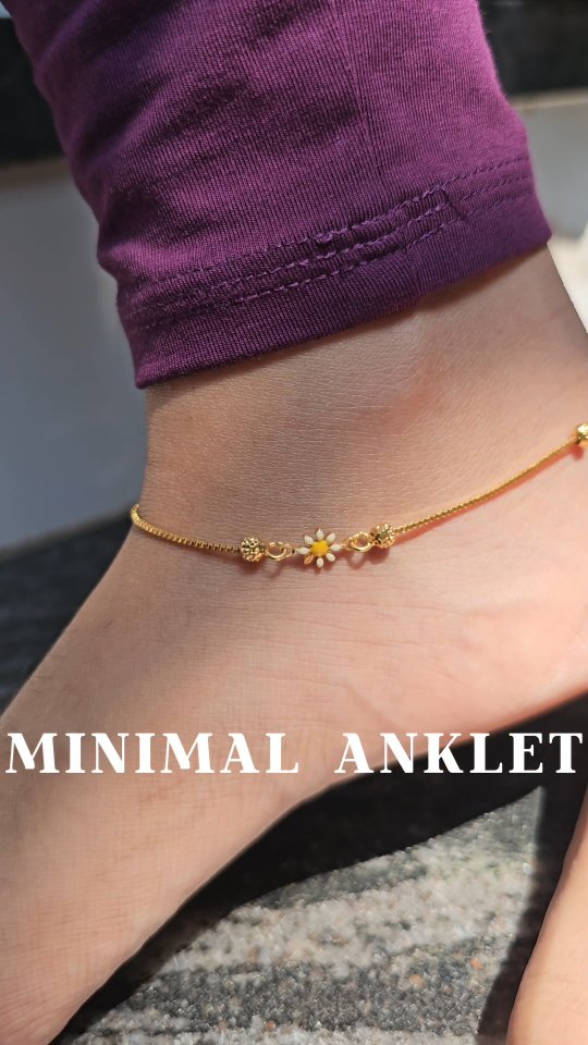 Traditional Anklet With Small Flower From 'Her Jewelry'