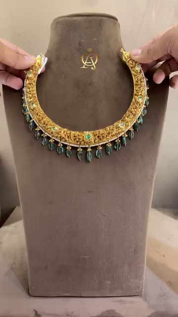 Traditional Beaded Kante Necklace From 'Ajay Omprakash Jewellers'