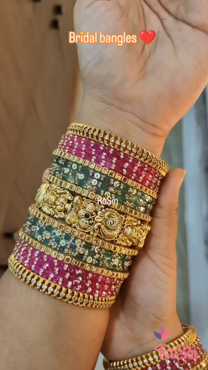 Traditional Bridal Glass Bangles Combo From 'Rosin Bangles'