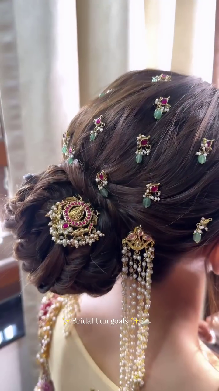 Bridal Bun Goals Hair Styling By 'Prajkta Sawant'