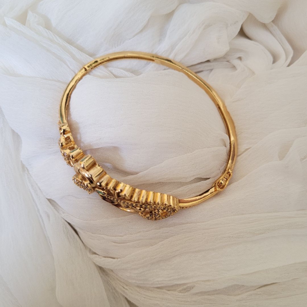 Antique Peacock Stone Bracelet From 'Chic Jewells'