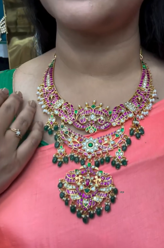 Jadau Kundan Kanti Necklace From 'Navkar Boutique'