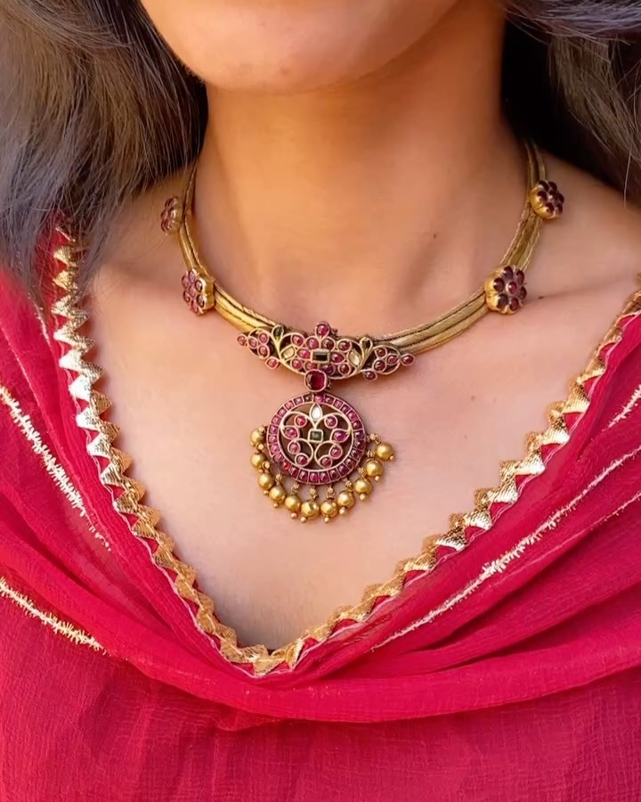 Kemp Kante Gold Necklace From 'Arnav Jewellery'