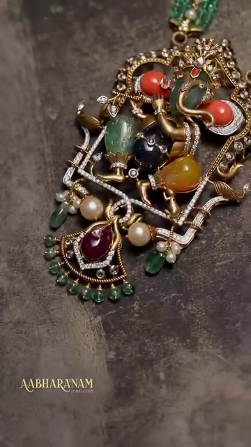 Vinayagar Pendant Green Beaded Gold Haram From 'Abharanam Jewellers'