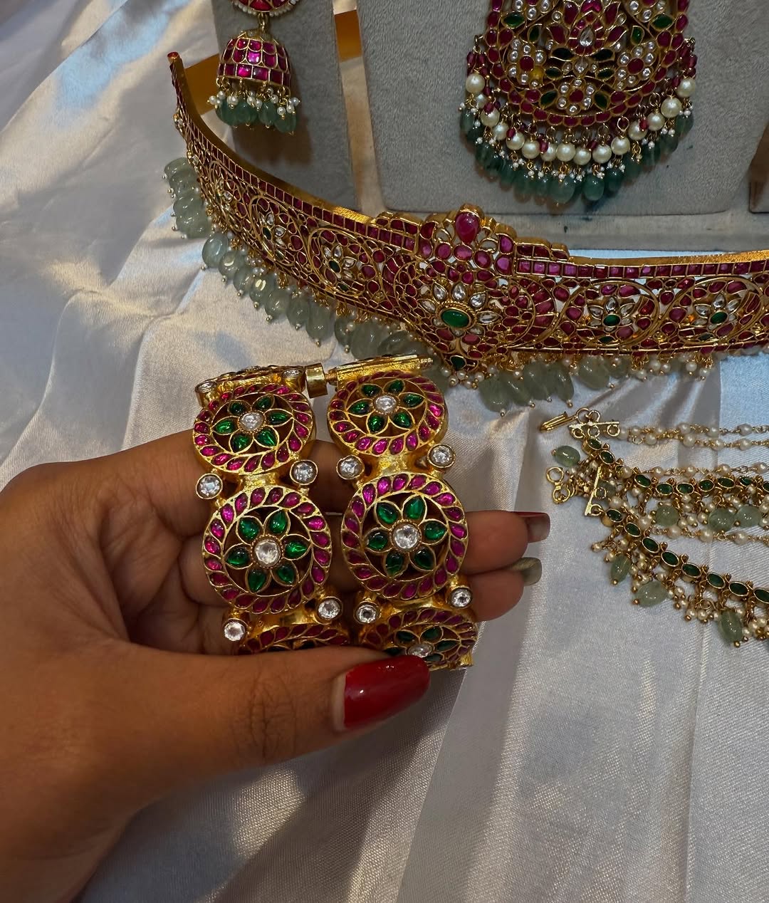 Bridal Jewellery Set From 'Bharat Rental Jewels'