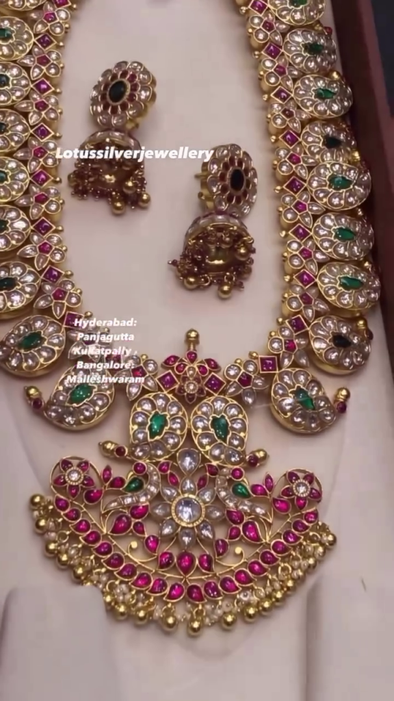 Jadau Kundan Mango Necklace From 'Antique Lotus'